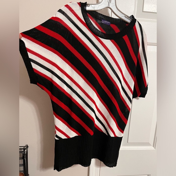 Vintage Striped Knitted Short Sleeved Sweater - Picture 2 of 10
